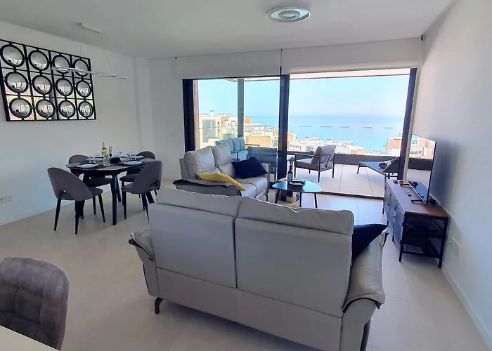 Fuengirola Middel Views